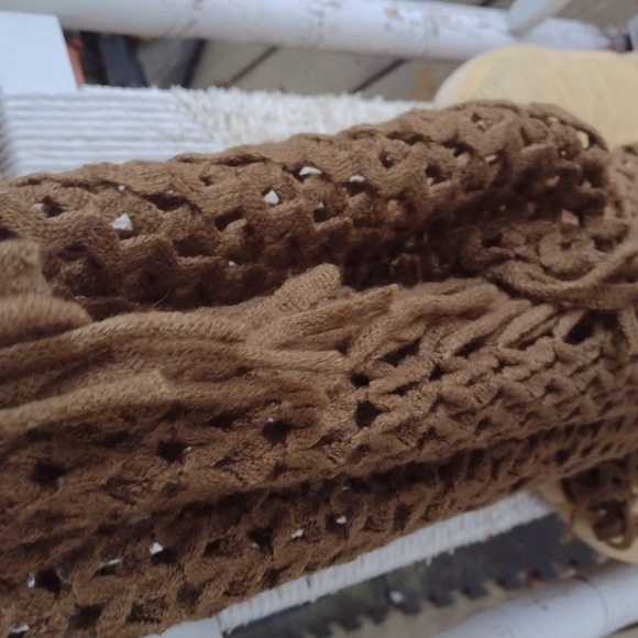 Set of 3 Brown And Red Scarves/Shawls - Picture 4 of 4